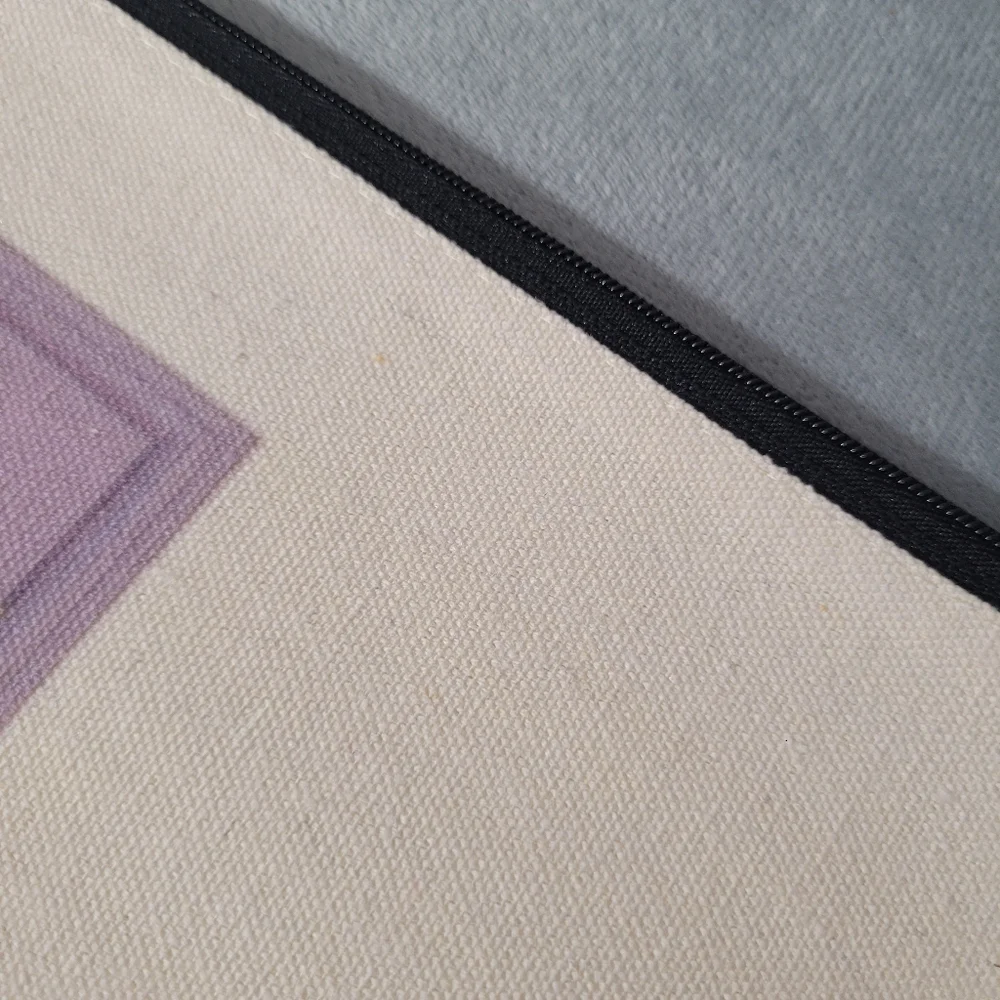 🔴BUNDLE 4/$20🔴Lightweight Canvas Pouch - Picture 12 of 15